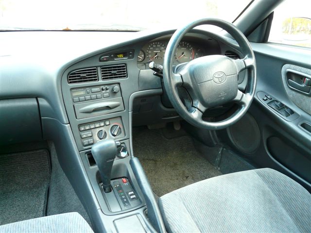 Toyota Carina ed St200