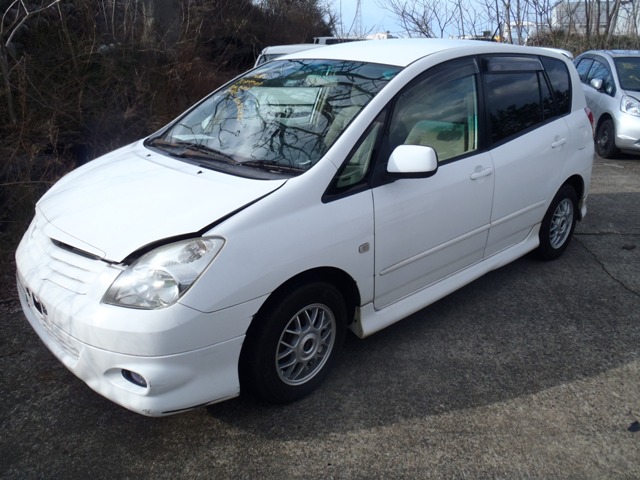 Toyota Corolla spacio Nze121n